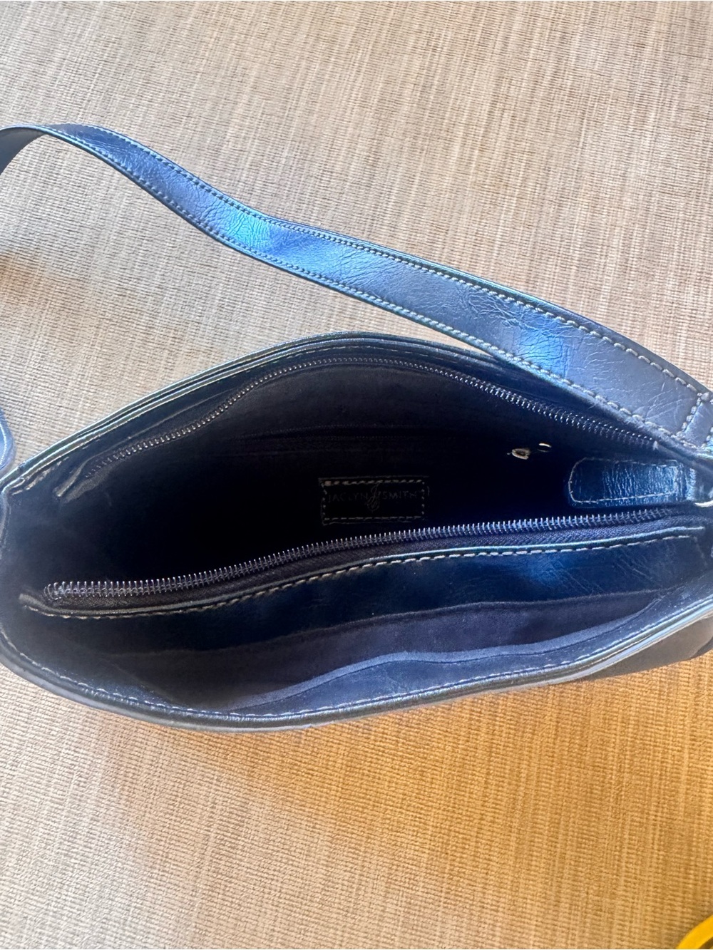 Vintage Jaclyn Smith Black Leather Shoulder Bag - Picture 7 of 8